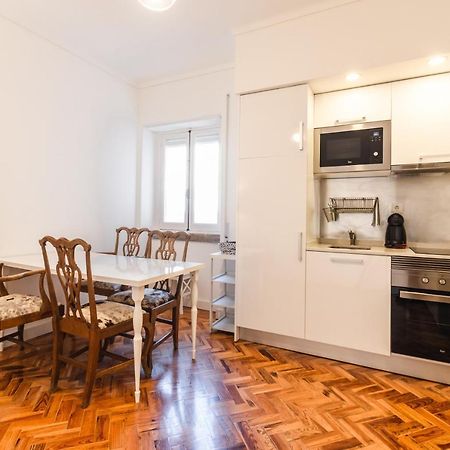 Carmo Apartments Lisbon Luaran gambar