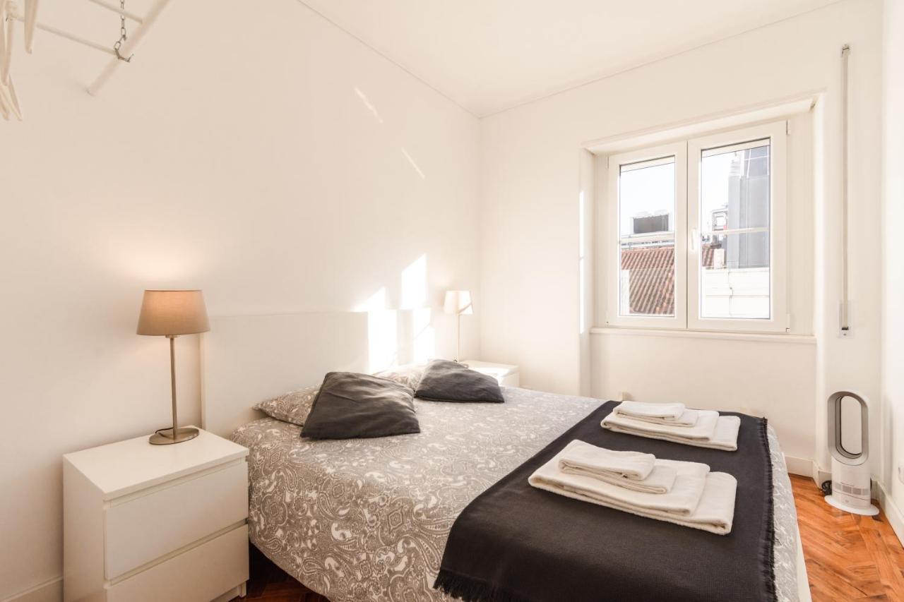 Carmo Apartments Lisbon Luaran gambar