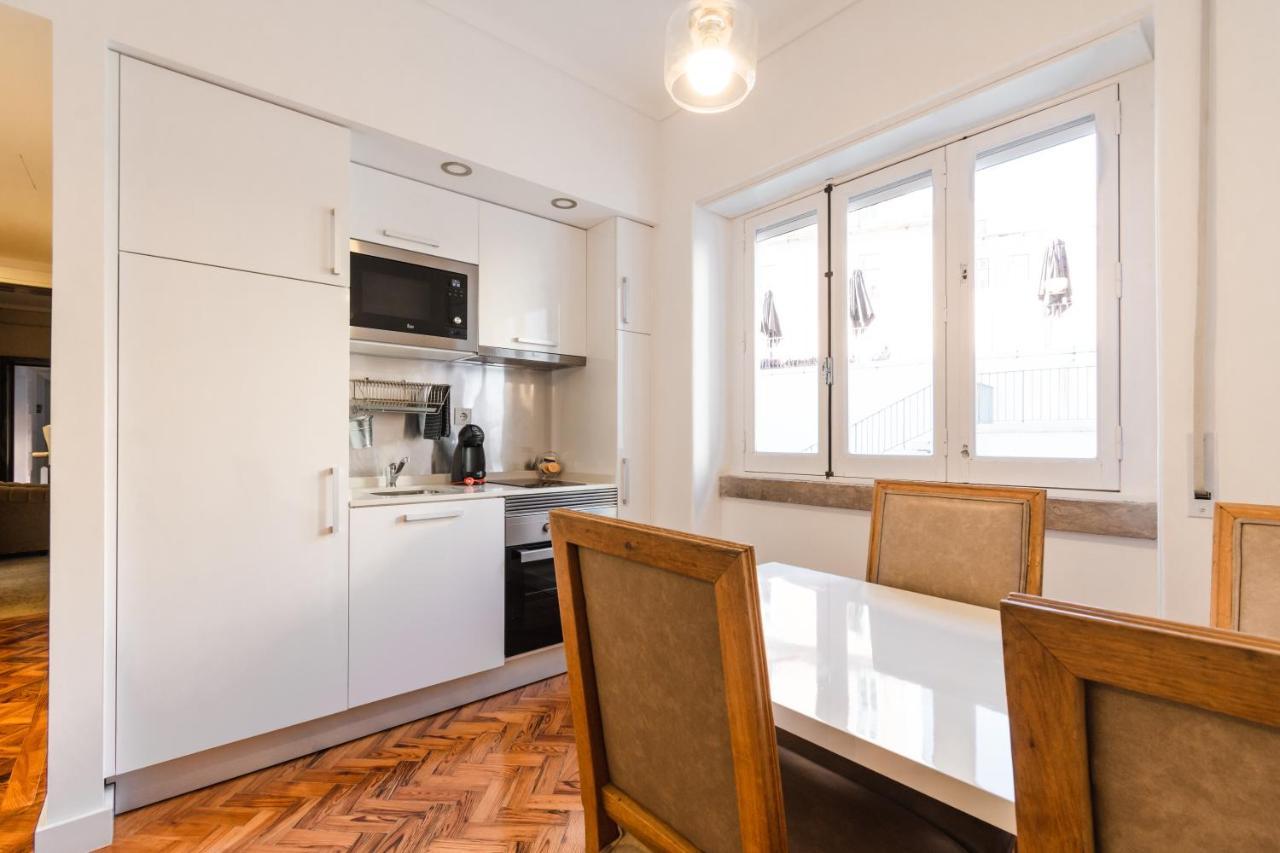 Carmo Apartments Lisbon Luaran gambar